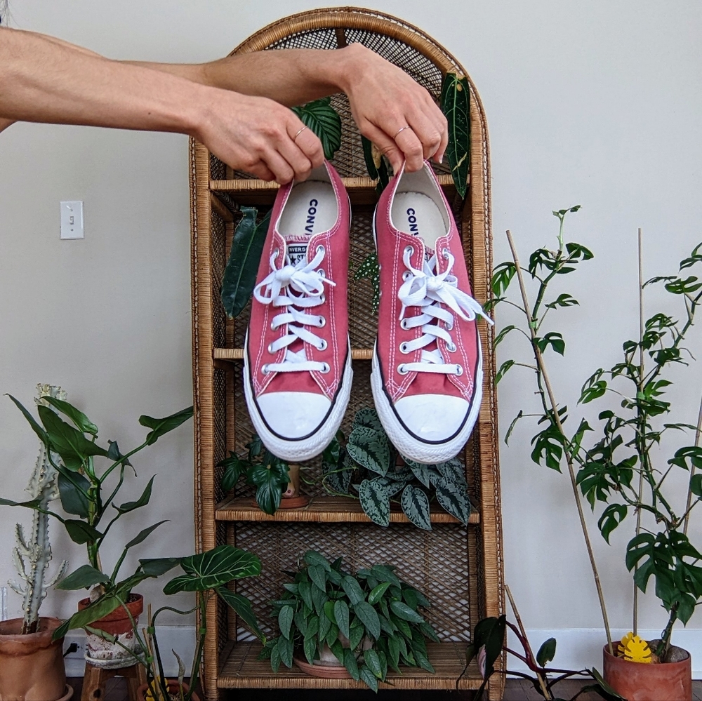 Red Low Top Converse - Picture 1 of 8